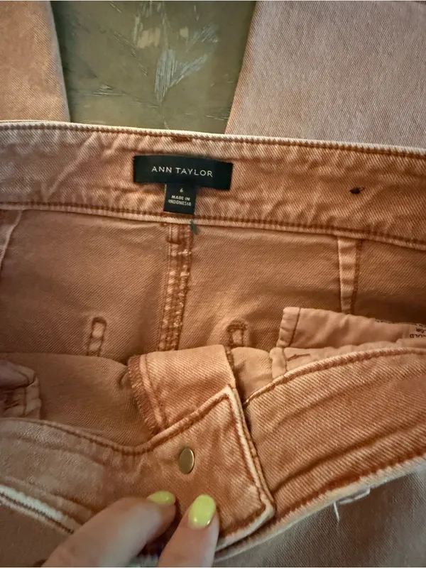 Ann Taylor Wide-Leg Jeans in Dusty Coral - Image 3