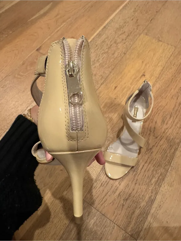 Nude Heels | Size 7.5 Louise et Cie - Image 3