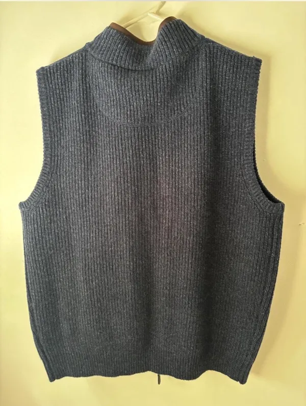 L.L. Bean men’s Vest - Image 2