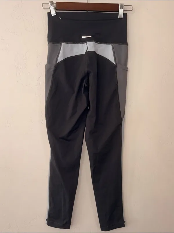 Aerie grey high rise leggings S - Image 2