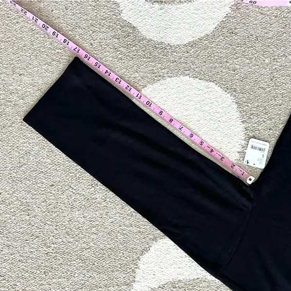 FP Movement Sunny Set Pullover Sweatshirt & Shorts in Black Small - Image 10