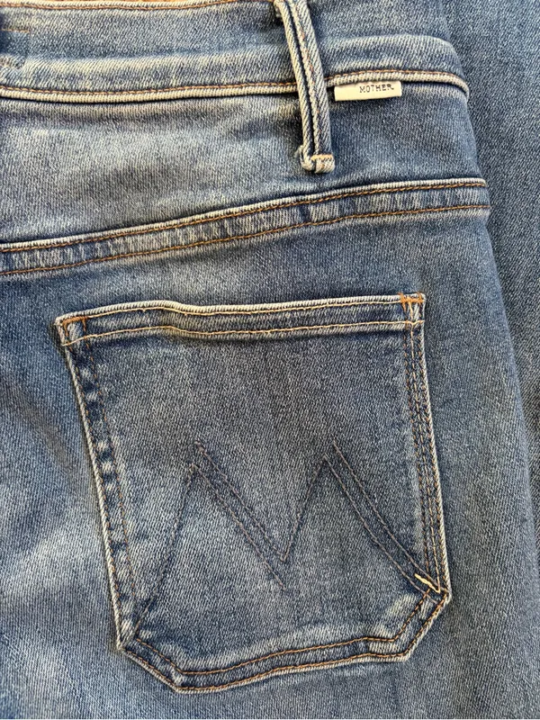 Mother Denim Patch Pocket Insider Ankle Happy Pill Wash - Image 4