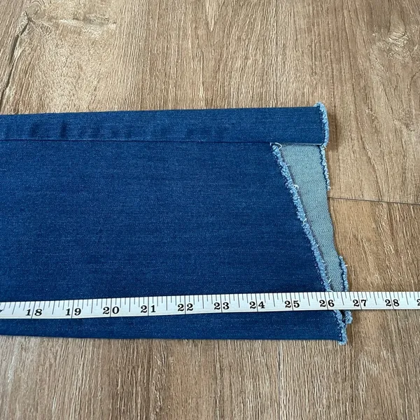 Nine West Kick Flare dark wash denim bootcut jean ~ raw hem ~ women’s size 8 - Image 13