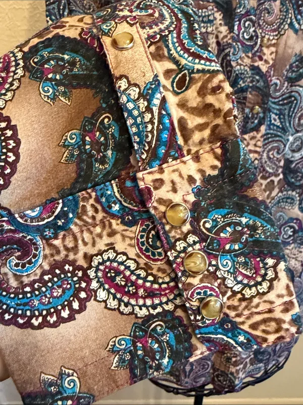 🐂🐂🐂BOGOHO🐂🐂🐂Ariat Tan Paisley Print Pearl Snap LS Shirt-Large - Image 8