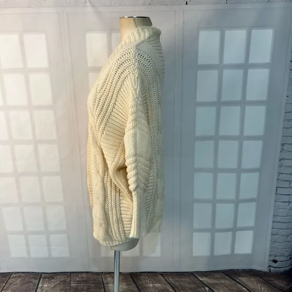 🔥🔥 5/$25 sale 🔥🔥 Simply Southern Cream Cable Knit Cardigan Size Small - Image 6