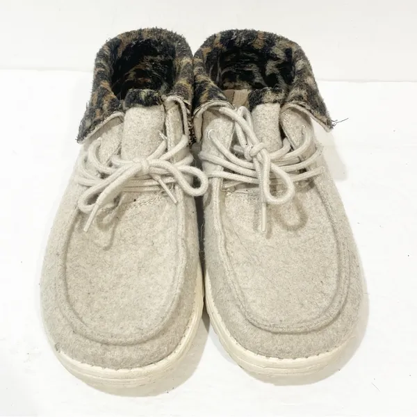 Hey Dude Women's Size‎ 10 Britt Cream Cheetah Hiking Oxford Ankle Boot Booties - Image 2