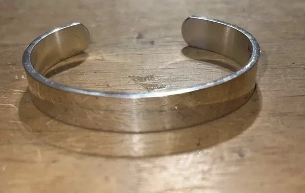 Remember Whose Daughter You Are and Straighten Your Crown Cuff Bracelet - Image 3