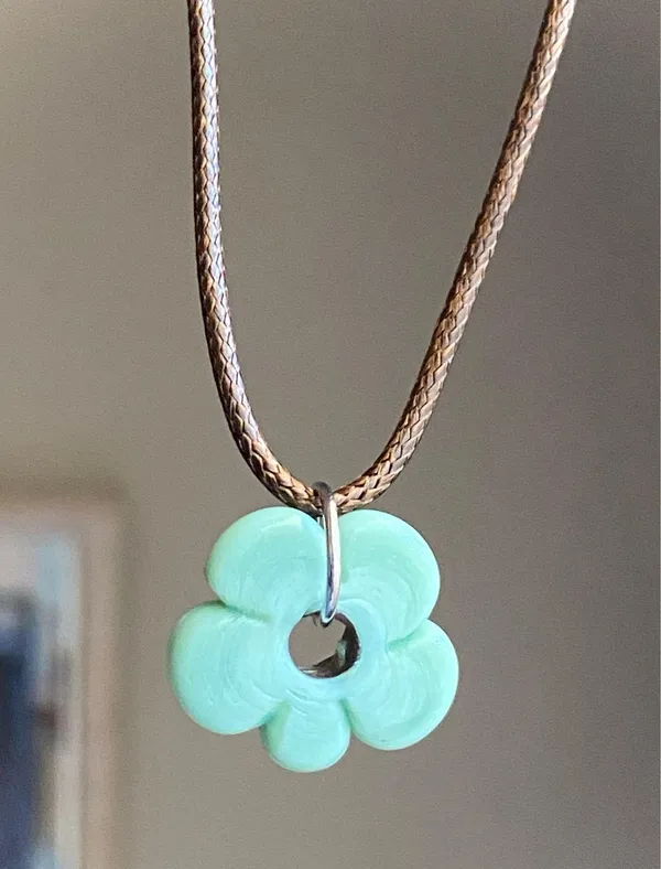 Handmade artisan chunky flower glass bead simple cute fairy boho cottage necklace💐 - Image 2