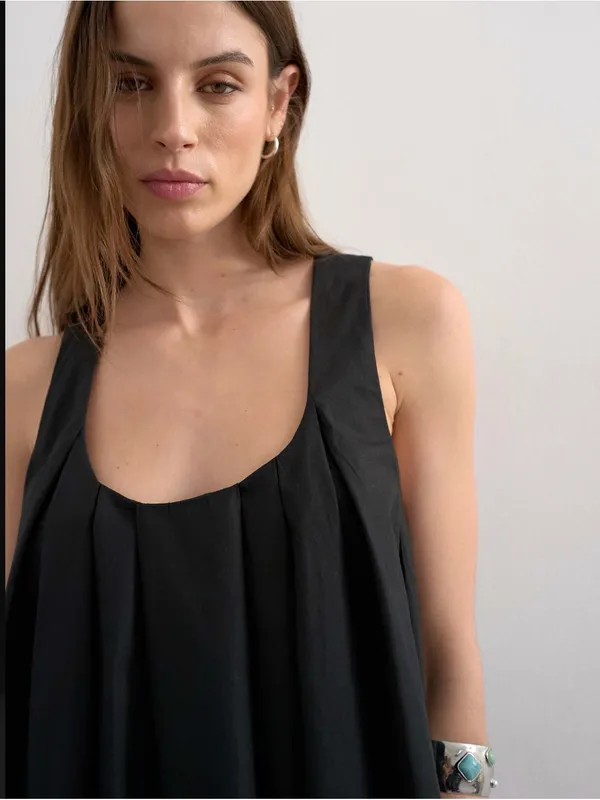 Topshop poplin full hem pleated mini sundress Black Feminine Minimalist Dress - Image 4