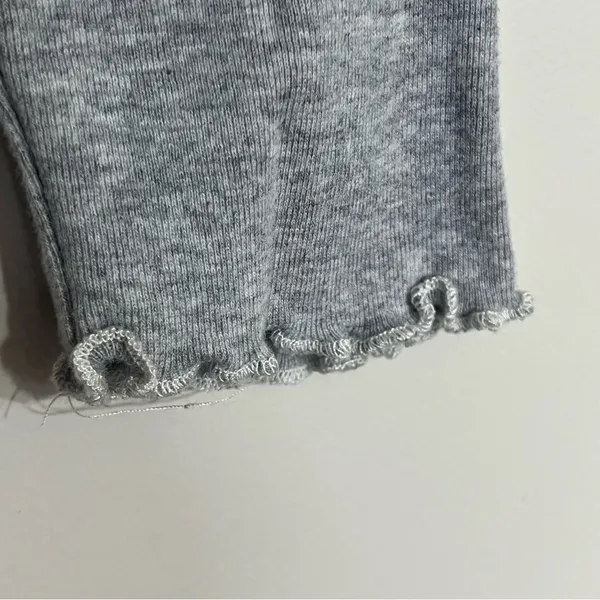 Playboy by PacSun Women's Medium Gray‎ Crop Top Long Sleeve Lettuce Hem - Image 3