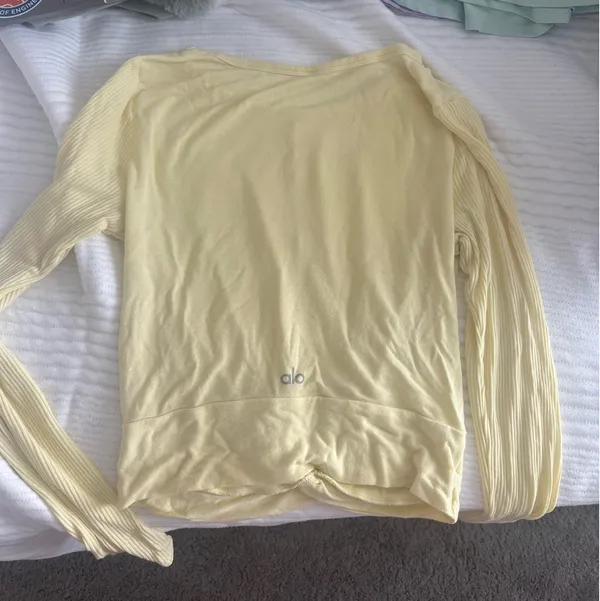 Alo Yoga Crossover Long Sleeve Shirt - Image 3