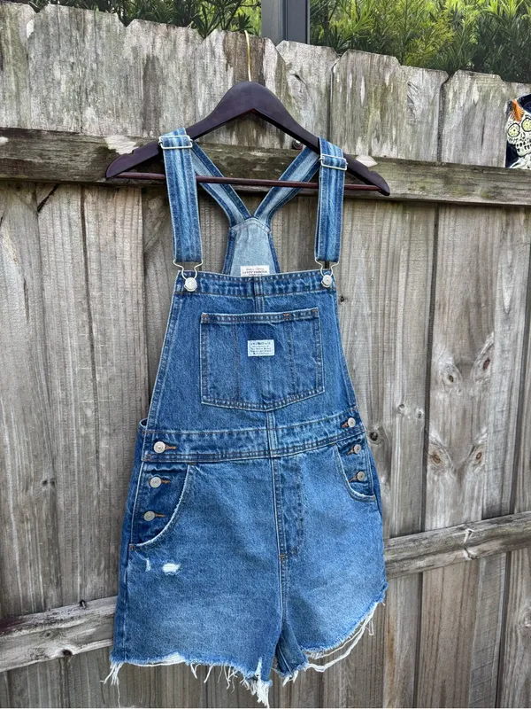 Levi’s Vintage Shortails - Image 9