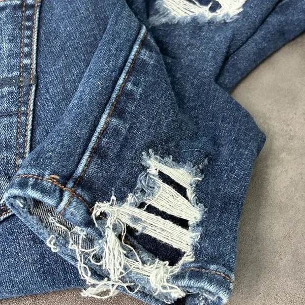 American Eagle Hi-Rise Distressed Jegging Size 2 - Image 3