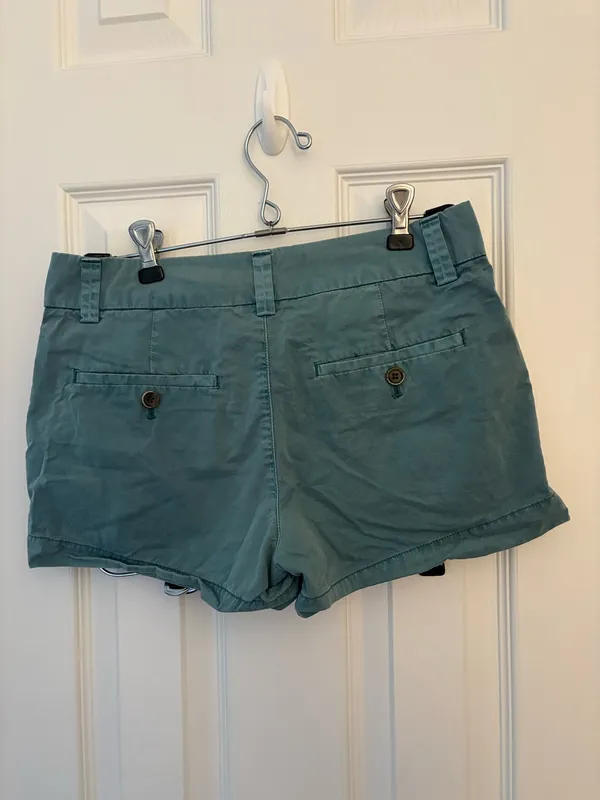 Uniqlo Chino Shorts - Image 3