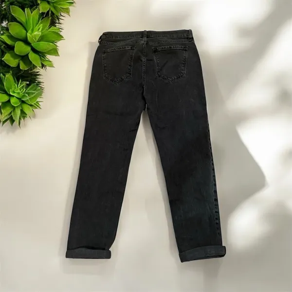 Old Navy Boyfriend Mid-Rise Size 8 - Image 2