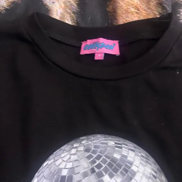 Edikted Women's Black Crop-top - Image 3