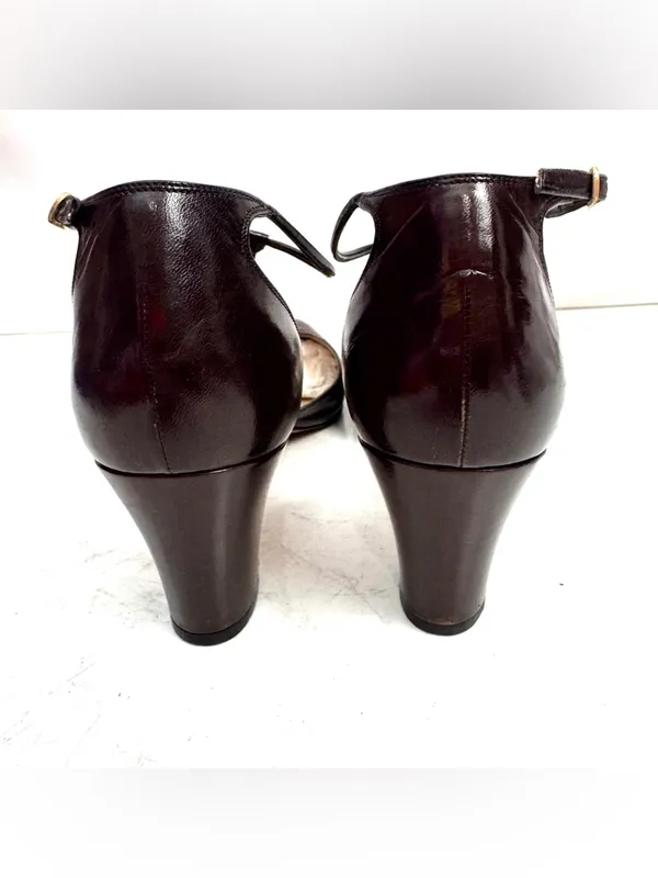 Bruno Magli Brown LeatherT-Strap Heels Size 8.5 AAA Narrow - Image 4