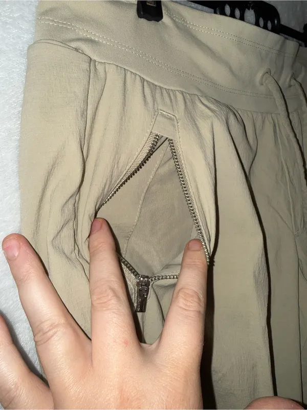 Athleta size 12 tan Trekkie North jogger pants - Image 4