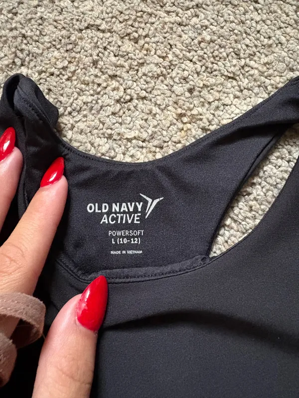 Old Navy Active black tank - Image 4
