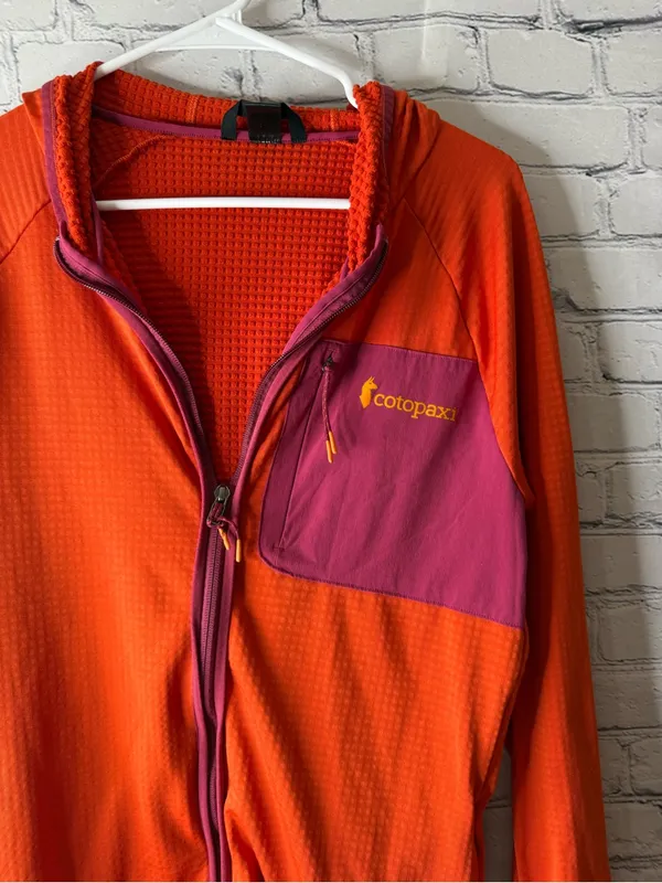 cotopaxi otero Women's Bright Orange Jacket with Purple Chest Pocket size XL - Image 6