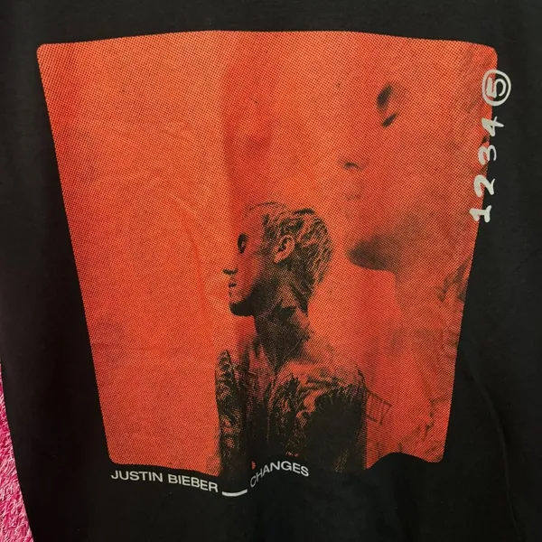 Justin Beiber Changes Music Tshirt size large - Image 2