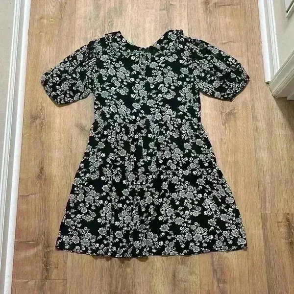 MI AMI‎ | FRANCESCA'S | NWT Black and White Floral Ruffle Collared Mini Dress, S - Image 2