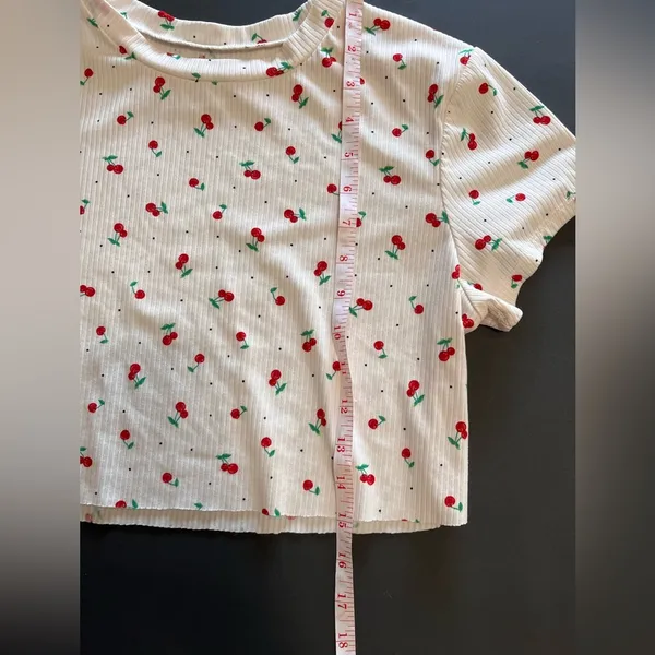 YUMMY SOFT Cherries Ribbed Short Sleeve Crewneck Crop Top Shirt Women’s M EUC - Image 7