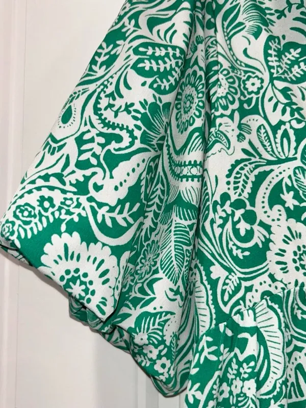 Umgee Green/White Paisley Print Dress Women's Small - Image 3