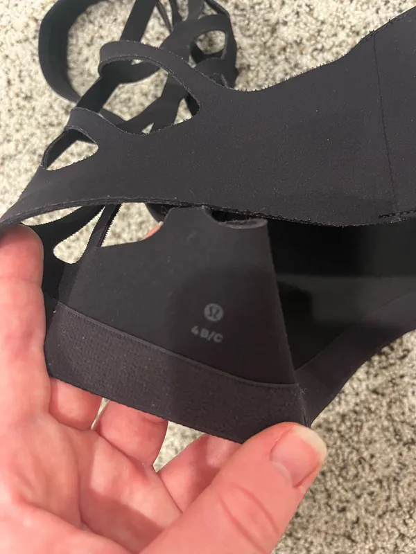 Lululemon bra  - Image 3