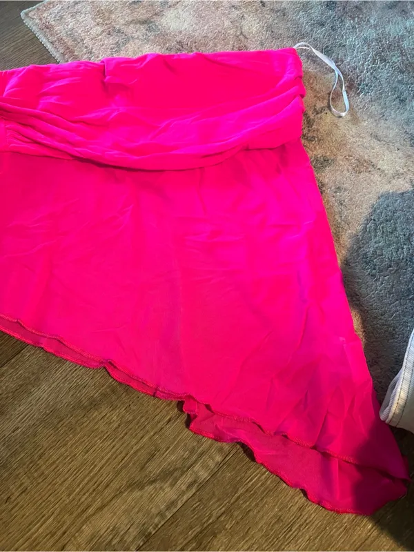Urban outfitters Strapless Asymmetric Pink tube top - Image 5