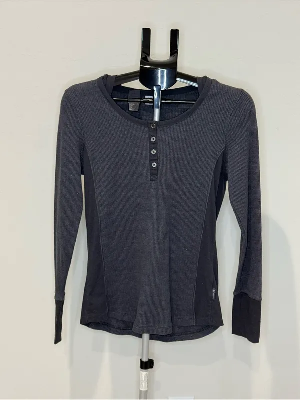 Columbia Charcoal Gray Waffle Knit Henley Hoodie Top Size Large - Image 2