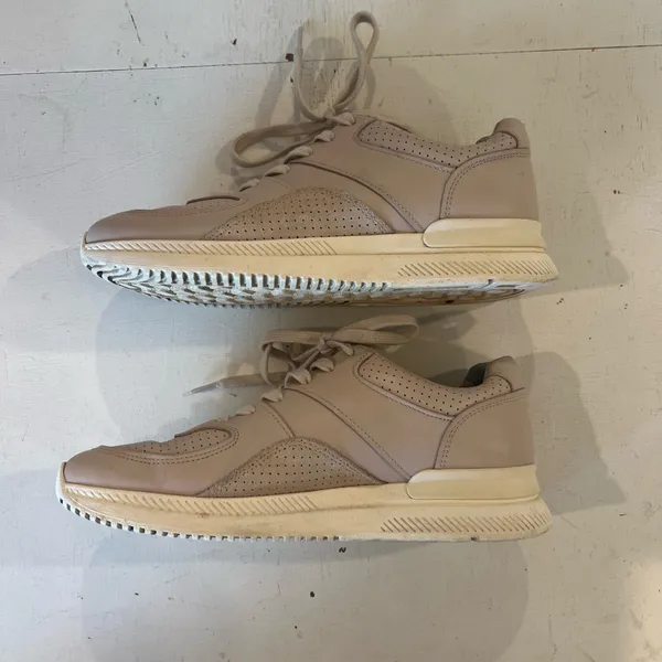 EVERLANE- The Trainer Sneaker Tan Size 9 - Image 4