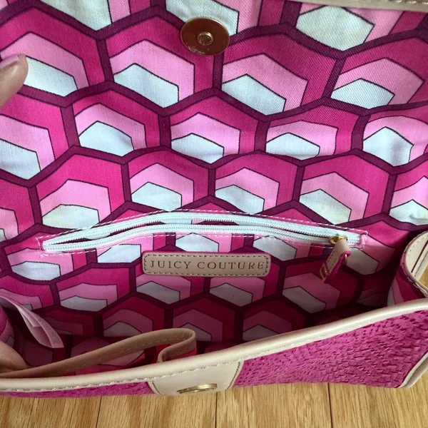 Juicy Couture Woven Clutch Purse with Pom Pom Accent Party Bag‎ - Image 7