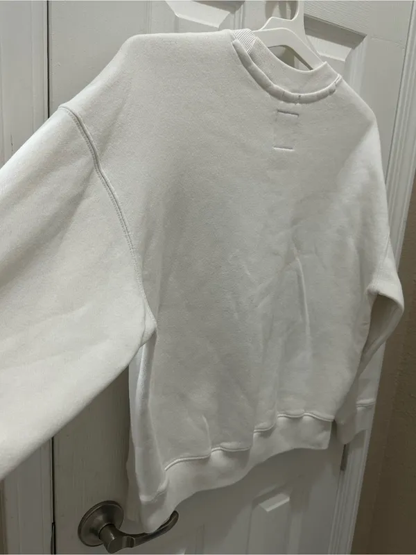 HOLLISTER UCLA Bruins Boxy Fit crewneck sweatshirt size XS - Image 9