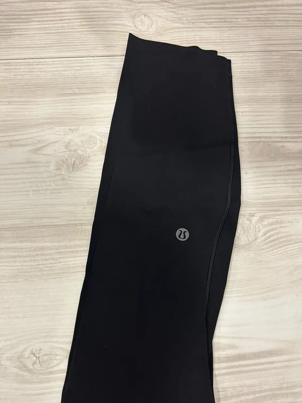 Lululemon Leggings - Image 3