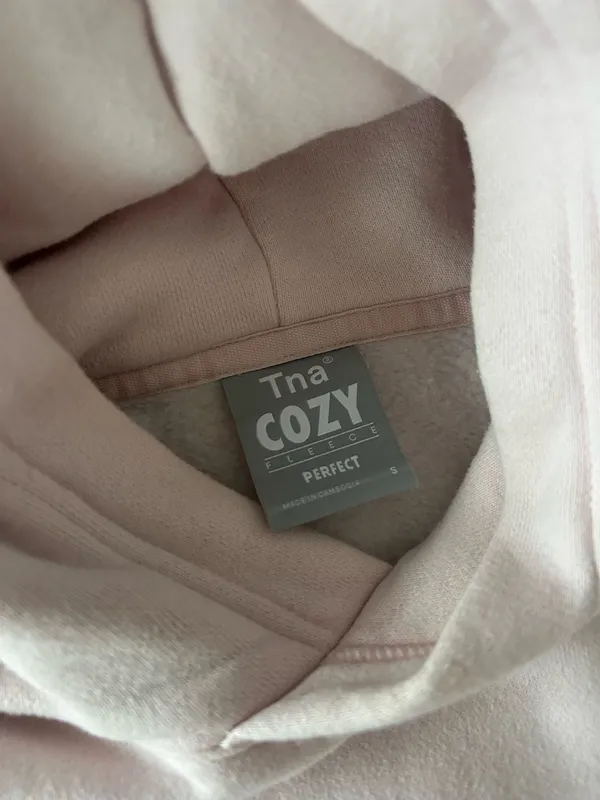 Aritzia Hoodie TNA Perfect - Image 3