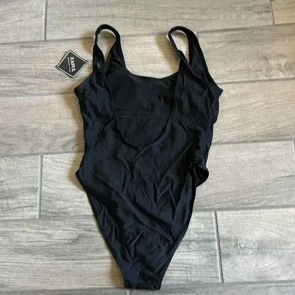 Zaful babe one piece swimsuit - Image 3
