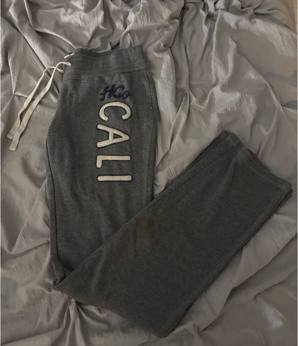Y2K Hollister grey pants - Image 3