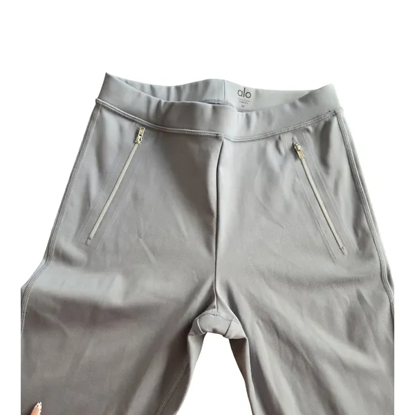 Alo Yoga High Waist Thrill Seeker Legging Size: M - Image 2