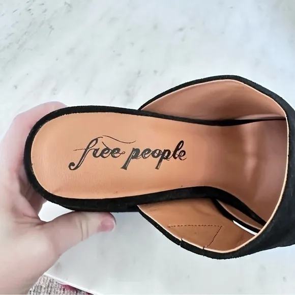 Free People Love is Everywhere Black Velvet Platform Sandals Women's Size 11‎ - Image 7