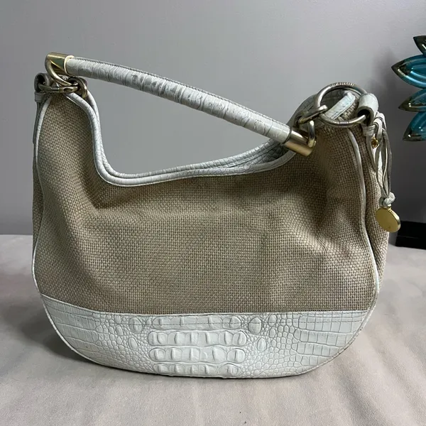 🤍 Brahmin Croc Embossed Leather & Woven Shoulder Bag Ivory 🤍✨ - Image 2
