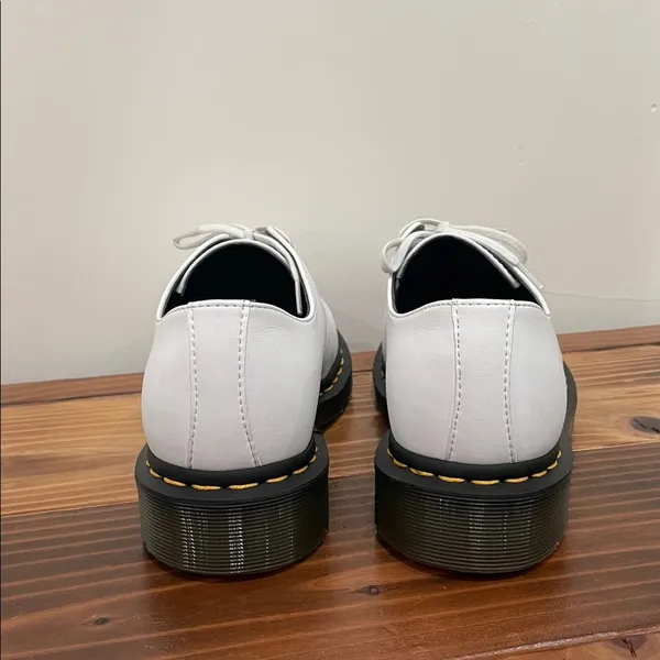 Dr. Martens 27214 Vegan Oxford Shoes Men's Size 6 Women's Size 7 White Leather - Image 17