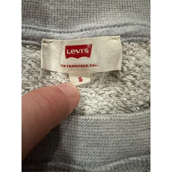 Levi’s gray basic pullover sweatshirt size small‎ gender neutral - Image 3