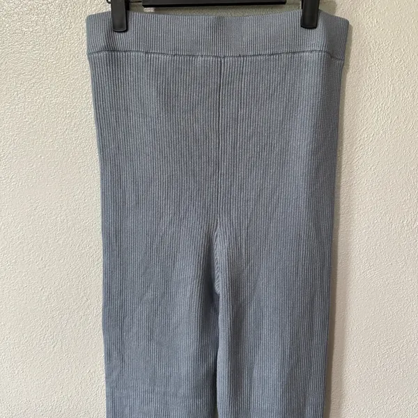 Abercrombie &‎ Fitch Ribbed Kick Flare Leggings High Waist Split Hem Blue Medium - Image 5