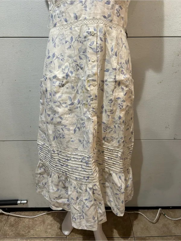 Reformation Ivory Maxi Dress with Lavender Floral Print - Image 4