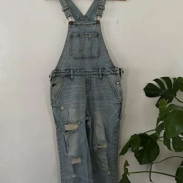 Love fire overalls EUC - Image 4