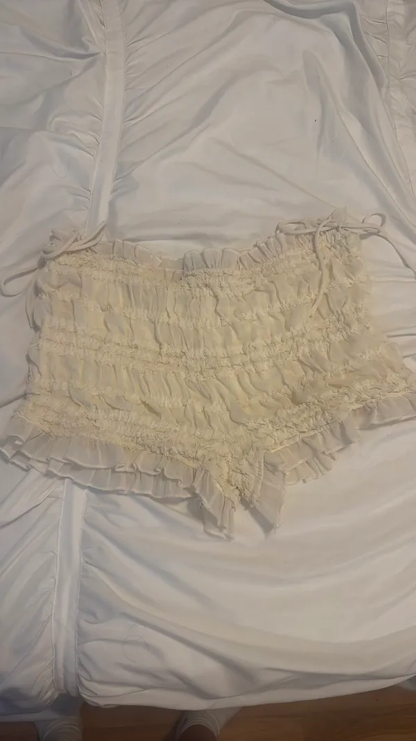 Princess Polly Ruffle Shorts - Image 2