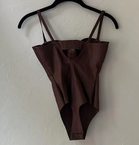 SKIMS Body Contour Underwire Bodysuit S - Image 6