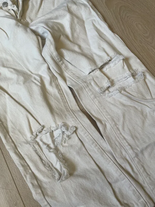 Cream Low Rise Boyfriend jeans - Image 4