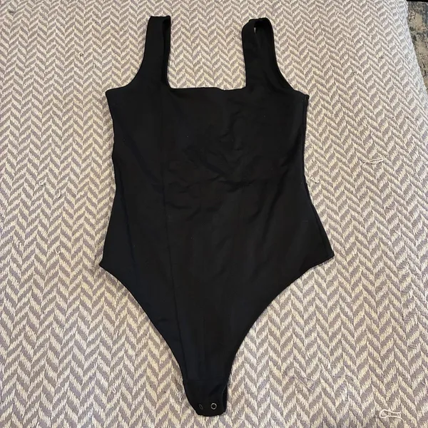 Abercrombie & Fitch Black Bodysuit Women’s M Soft AF Collection Square Neck - Image 2